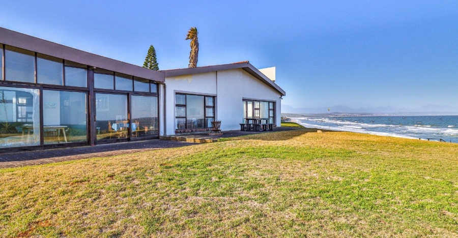 3 Bedroom Property for Sale in Bayview Western Cape